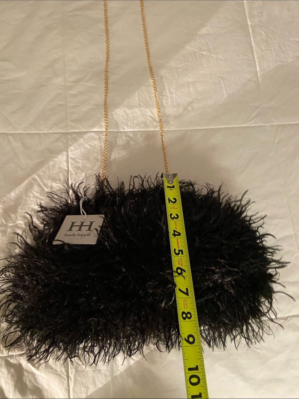 🖤Haute Hippie Black Feathered ~Faux Fur Crossbody Bag with Gold Chain🖤 - Picture 8 of 12